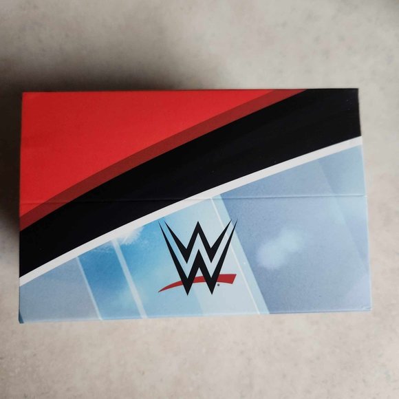 Box of 12 - WWE Funko POP Pin Blind Box Entertainment Earth Exclusive - Picture 2 of 7